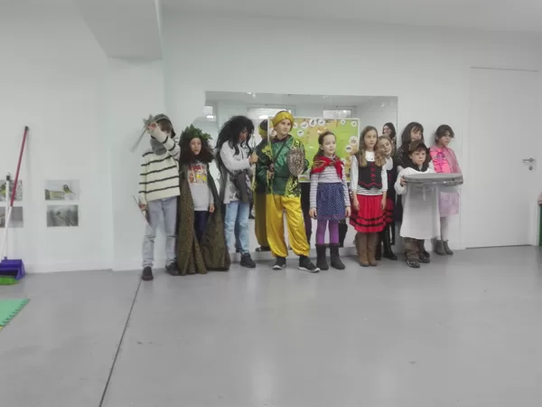 Los niños del TudásVár